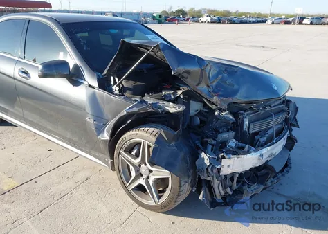 2010 Mercedes-Benz C 63 Amg из США, поврежденный, VIN WDDGF7HB3AF415541